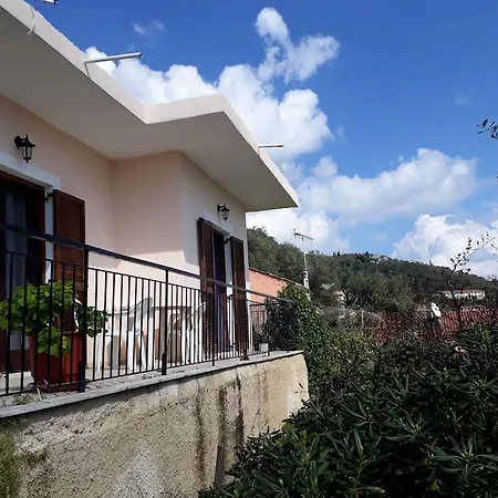 Mari Διαμέρισμα *